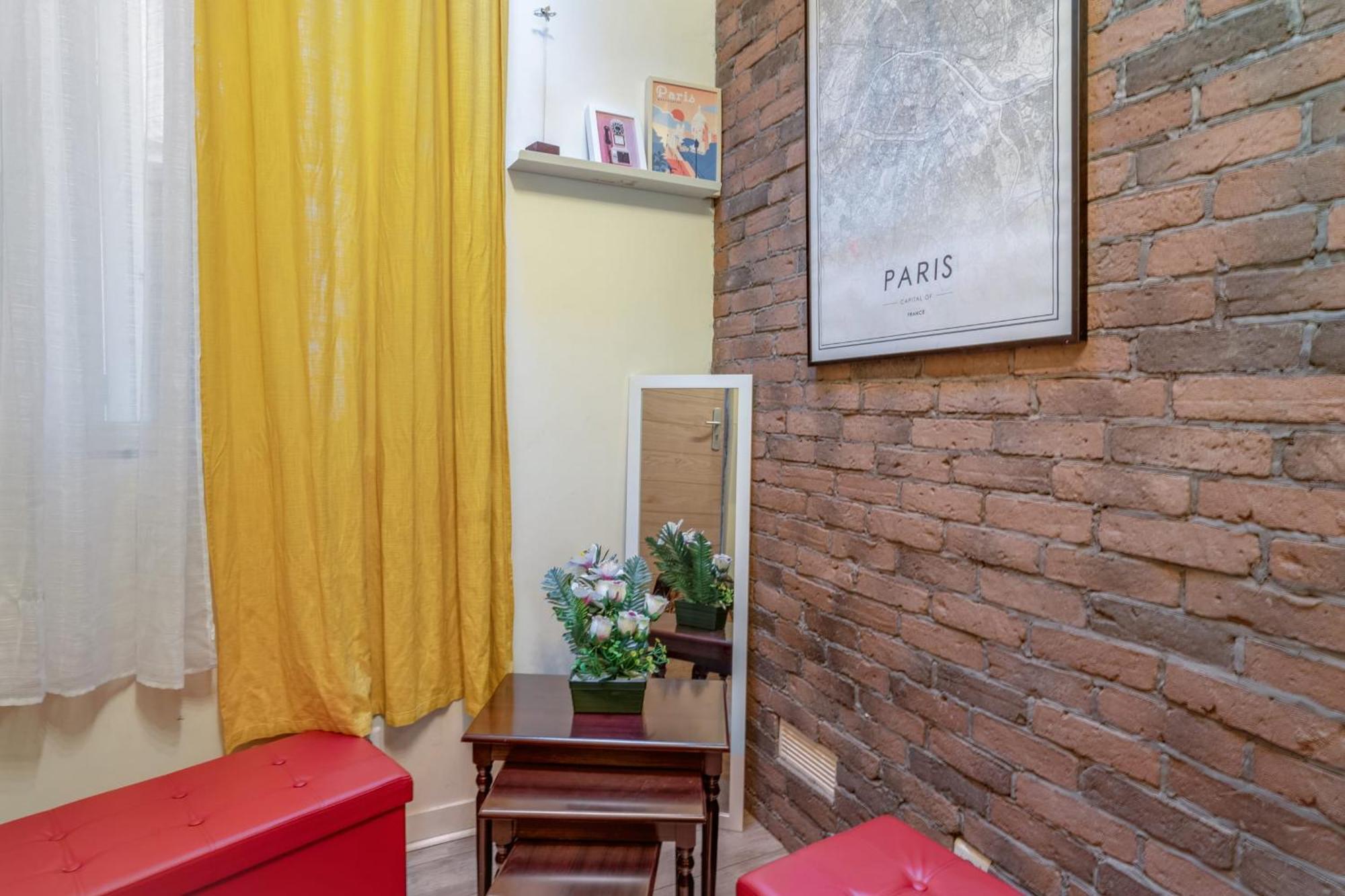 Апартаменты Charming Industrial-Style Studio Just Nearby Montmartre In Paris - Welkeys Экстерьер фото